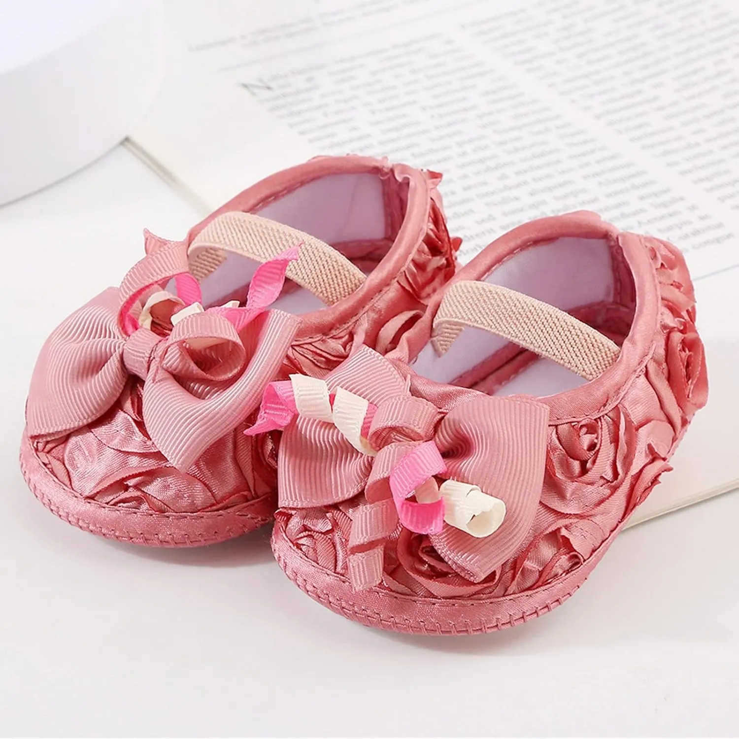 Baby Shoes Fashion Soft Sole Infant Shoes Pearl Dress Flower Princess Shoes Infant Shoes Little Boys Slip on